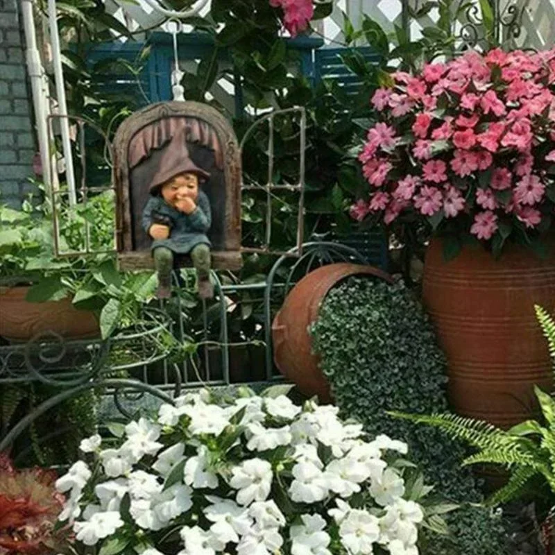 2026 Naughty Garden Statue Elf - Home Bargains 评论和价格