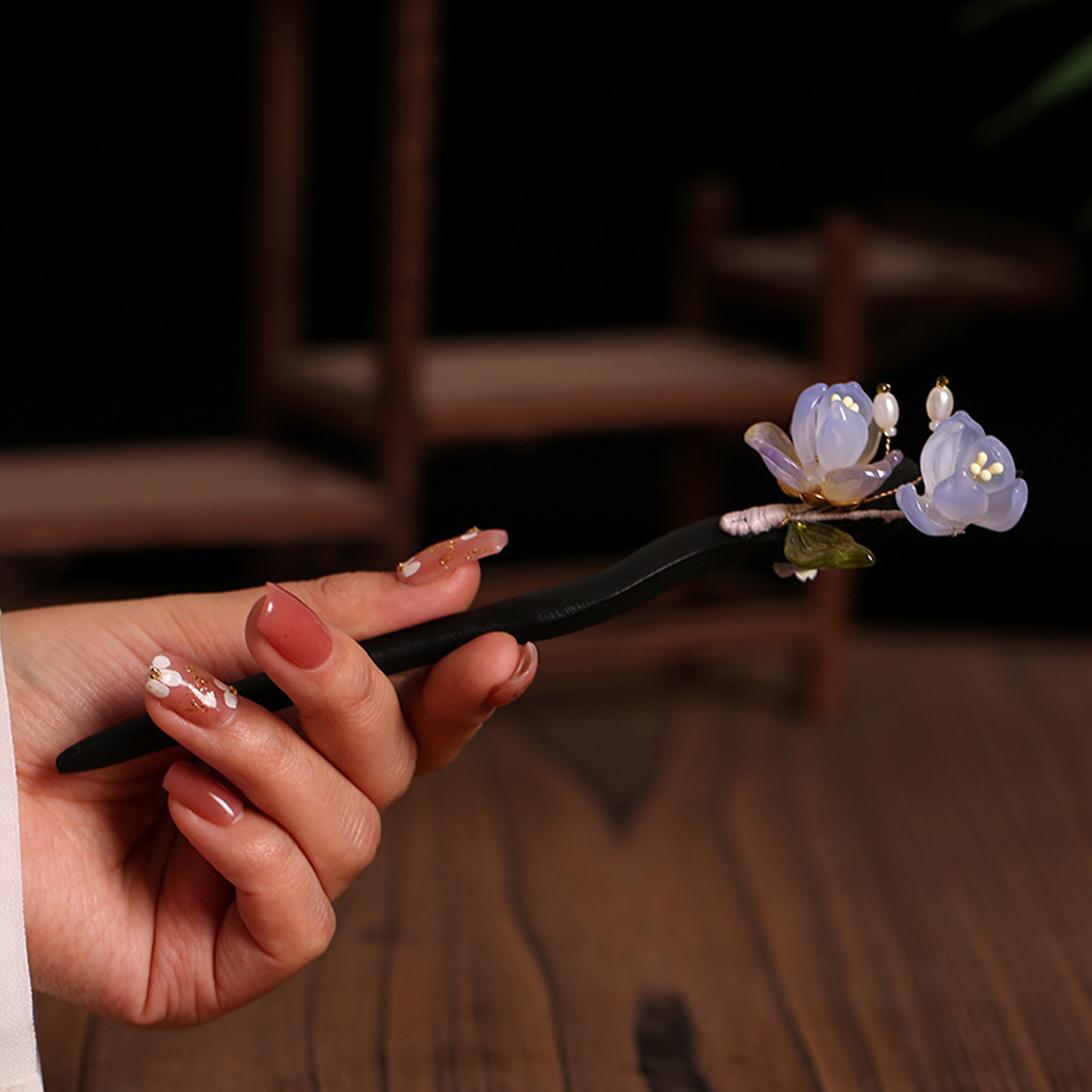 Vintage Wooden Flower Hairpin  - Old Fashioned Glass 评论和价格