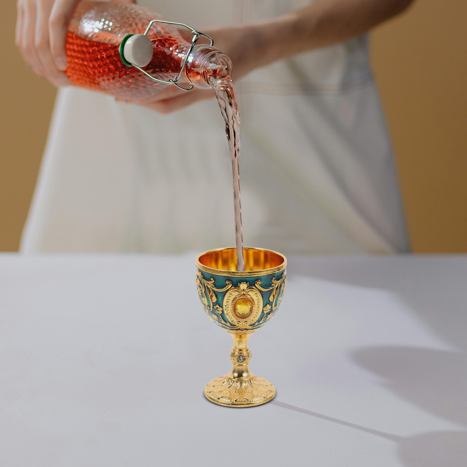 Gold Chalice Cup Retro Vintage - Old Fashioned Glass 评论和价格